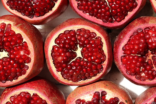 How to Export Pomegranate from India and grow your business use Digital Marketing to reach out to buyers